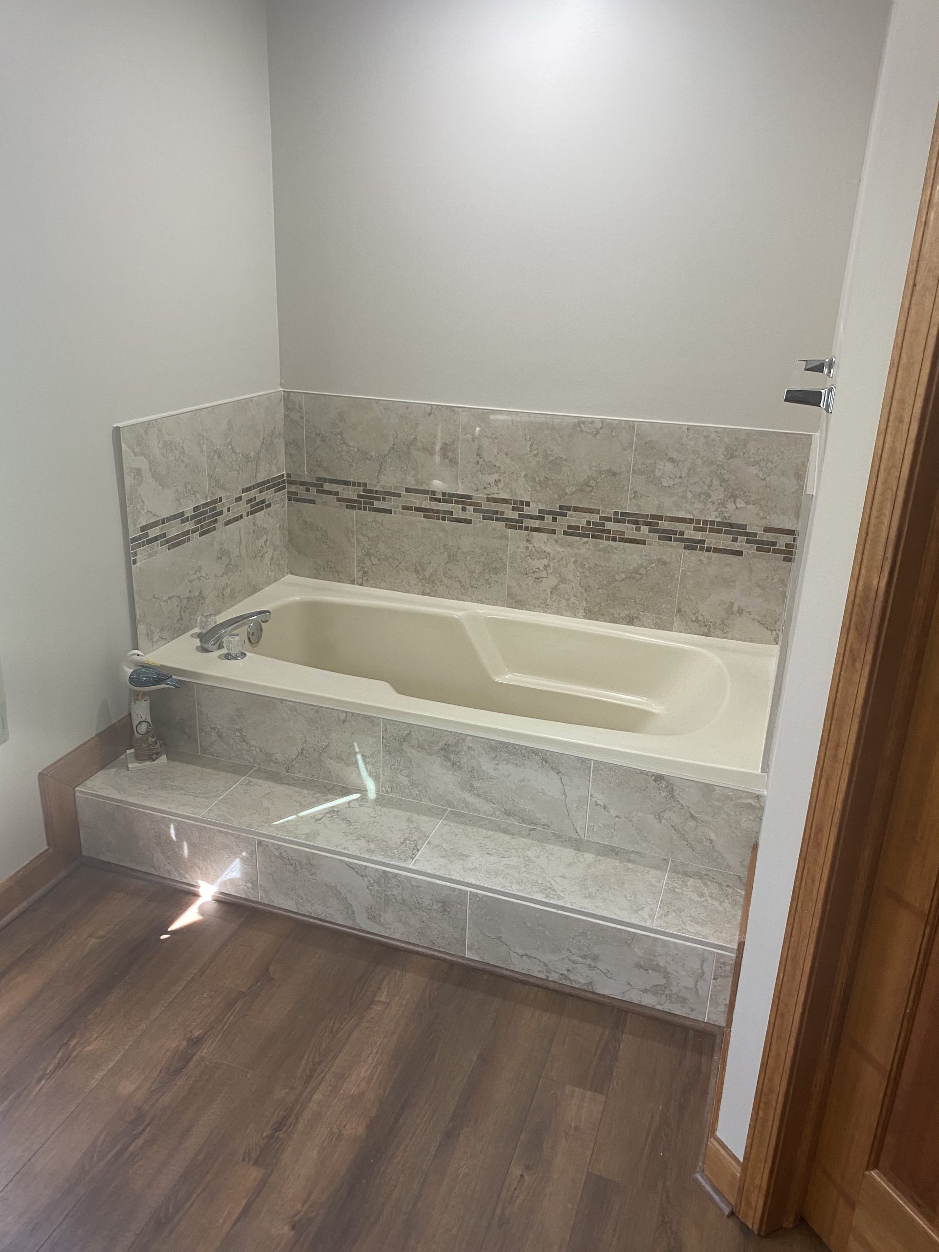 After | Sleepy Hollow, IL Bathroom Remodel